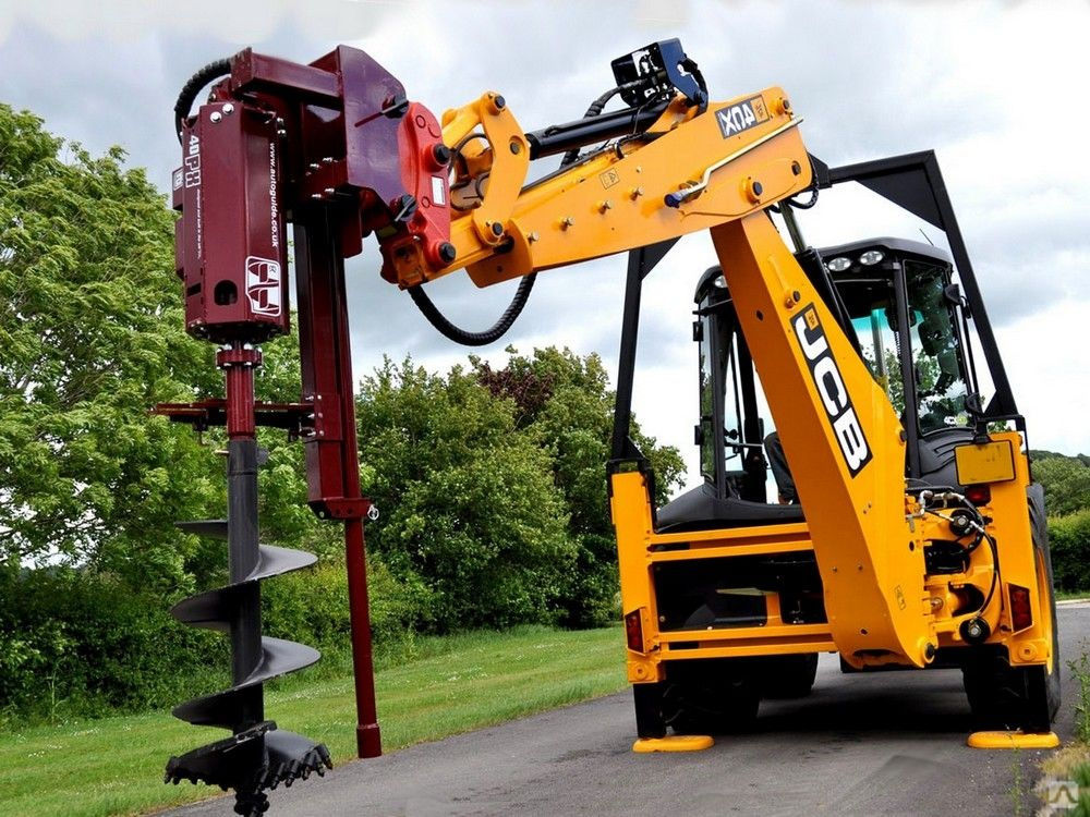 Ямобур на базе JCB 3CX